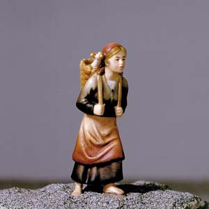 ANRI - Shepherdess with basket - Vinzent nativity